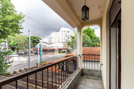 Casa à venda com 160m², 3 quartos e 1 vaga Casa à venda com 160m², 3 quartos e 1 vagaSacada