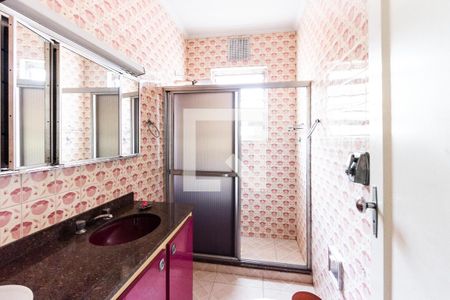 Casa à venda com 160m², 3 quartos e 1 vaga Casa à venda com 160m², 3 quartos e 1 vagaBanheiro