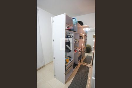 Quarto 1 de casa de condomínio à venda com 2 quartos, 240m² em Taquara, Rio de Janeiro
