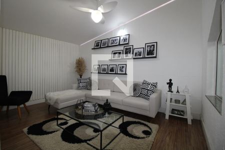 Sala 1 de casa à venda com 3 quartos, 341m² em Parque São Quirino, Campinas