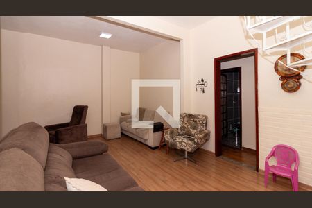 Sala 1 de casa à venda com 4 quartos, 160m² em Irajá, Rio de Janeiro