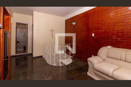 Sala 2 de casa para alugar com 4 quartos, 160m² em Irajá, Rio de Janeiro