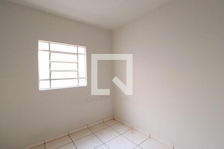 Quarto 1 de casa para alugar com 1 quarto, 50m² em Martins, Uberlândia