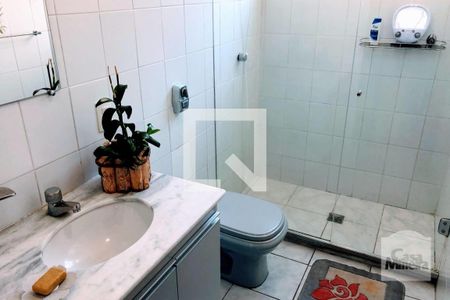 Banheiro de apartamento à venda com 3 quartos, 110m² em Serra, Belo Horizonte