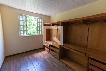 Quarto 1 de casa para alugar com 2 quartos, 138m² em Mata Paca, Niterói