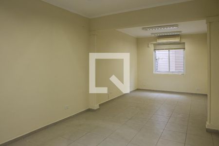 Casa para alugar com 165m², 2 quartos e 2 vagasSala