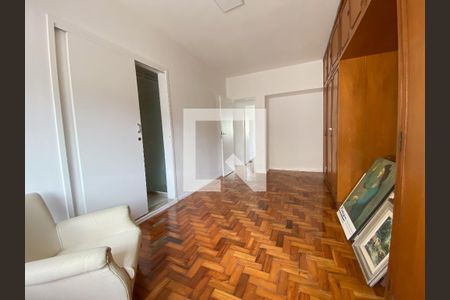 Suíte  de apartamento à venda com 3 quartos, 100m² em Icaraí, Niterói