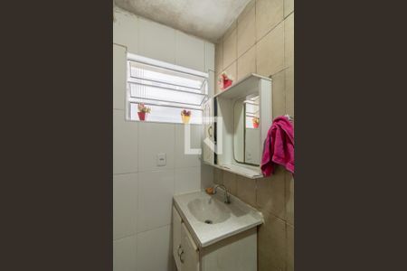 Banheiro de casa à venda com 3 quartos, 125m² em Vila Camargos, Guarulhos