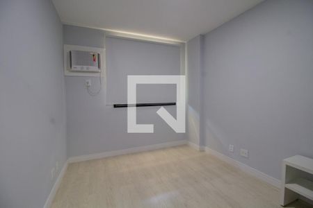 Quarto 1 de apartamento para alugar com 3 quartos, 112m² em Vargem Grande, Rio de Janeiro