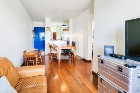 Apartamento à venda com 55m², 2 quartos e 1 vaga Apartamento à venda com 55m², 2 quartos e 1 vagaSala