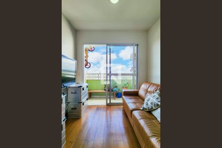 Apartamento à venda com 55m², 2 quartos e 1 vaga Apartamento à venda com 55m², 2 quartos e 1 vagaVaranda