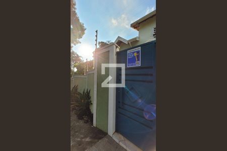 Casa à venda com 265m², 3 quartos e 5 vagas Casa à venda com 265m², 3 quartos e 5 vagasPlaquinha