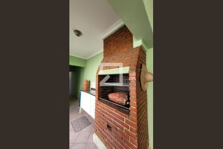 Casa à venda com 265m², 3 quartos e 5 vagas Casa à venda com 265m², 3 quartos e 5 vagasÁrea comum - Churrasqueira