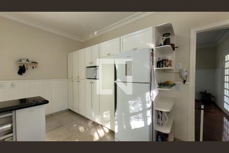 Casa à venda com 265m², 3 quartos e 5 vagas Casa à venda com 265m², 3 quartos e 5 vagasCozinha