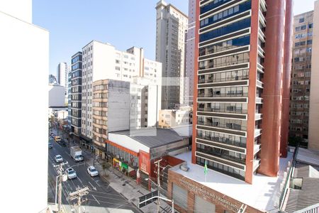 Vista da Sala de apartamento para alugar com 2 quartos, 110m² em Centro, Curitiba