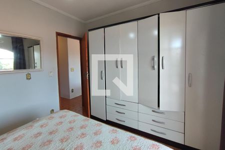 Quarto Suíte de casa à venda com 4 quartos, 240m² em Vila Orozimbo Maia, Campinas