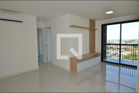 Sala de apartamento para alugar com 2 quartos, 70m² em Recreio dos Bandeirantes, Rio de Janeiro