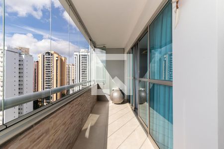 Varanda de apartamento à venda com 4 quartos, 170m² em Moema, São Paulo