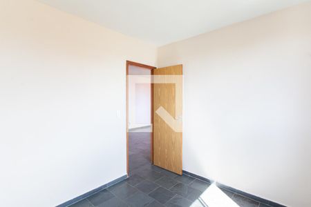 Quarto 1  de apartamento para alugar com 2 quartos, 48m² em Floramar, Belo Horizonte