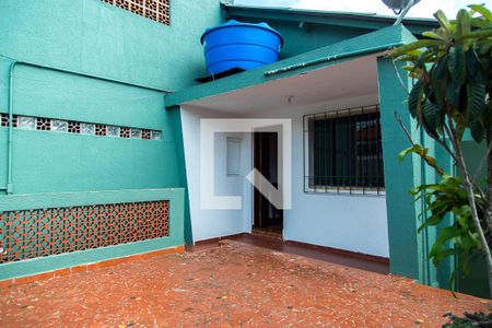 Varanda de casa para alugar com 2 quartos, 150m² em Vila Guarani (z Sul), São Paulo