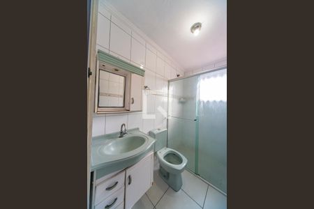 Banheiro de casa para alugar com 1 quarto, 60m² em Jardim Santo André, Santo André