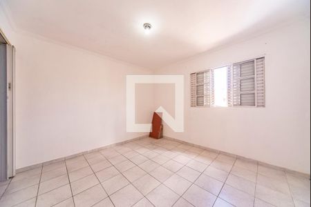 Quarto de casa para alugar com 1 quarto, 60m² em Jardim Santo André, Santo André