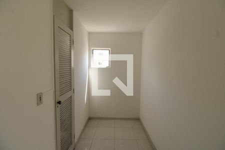 Quarto 2 de apartamento para alugar com 2 quartos, 47m² em Lins de Vasconcelos, Rio de Janeiro