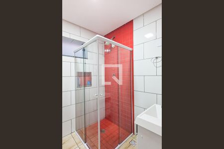 Banheiro da suíte de casa para alugar com 1 quarto, 40m² em Taboão, São Bernardo do Campo
