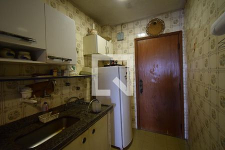 Cozinha de apartamento à venda com 3 quartos, 103m² em Água Branca, São Paulo