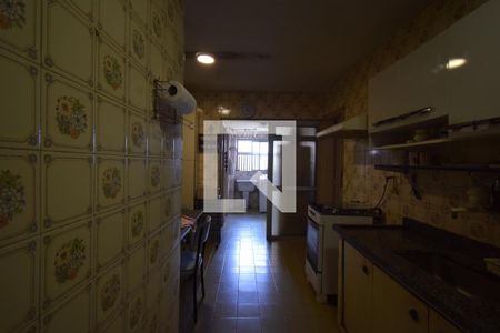 Cozinha de apartamento à venda com 3 quartos, 103m² em Água Branca, São Paulo