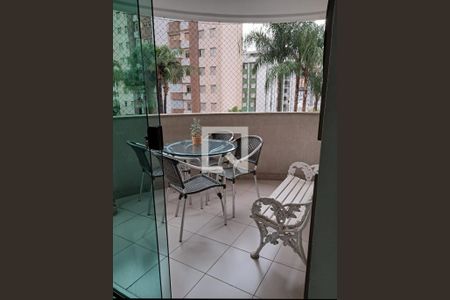 Varanda Sala de apartamento à venda com 3 quartos, 110m² em Santo Antônio, Belo Horizonte