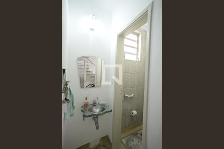 Lavabo de casa à venda com 3 quartos, 215m² em Cambuci, São Paulo