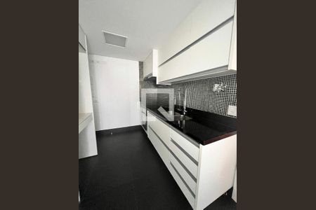 Apartamento à venda com 2 quartos, 102m² em Vila Suzana, São Paulo