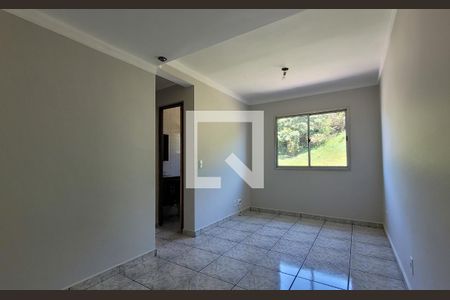 Sala de apartamento à venda com 2 quartos, 49m² em Cidade São Jorge, Santo André