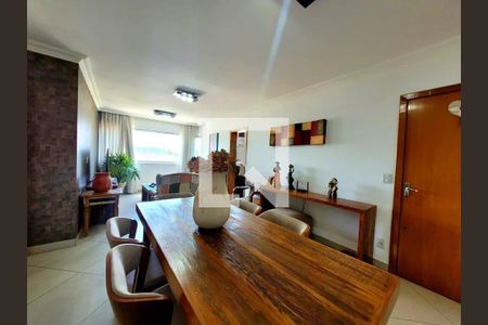 Apartamento à venda com 3 quartos, 98m² em Padre Eustáquio, Belo Horizonte