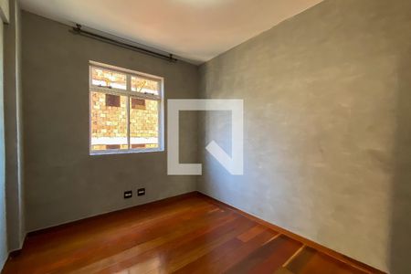 Quarto 1 de apartamento para alugar com 3 quartos, 208m² em Buritis, Belo Horizonte