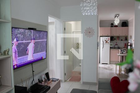 Sala / Cozinha / Área de Serviço de casa de condomínio para alugar com 2 quartos, 46m² em Água Fria, São Paulo