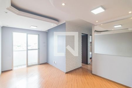 Sala de apartamento para alugar com 3 quartos, 70m² em Vila Luzita, Santo André