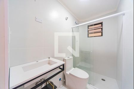 Banheiro 1 de casa à venda com 4 quartos, 245m² em Jardim Las Vegas, Santo André