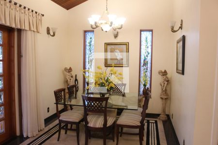 Sala de casa à venda com 3 quartos, 221m² em Santa Maria, São Caetano do Sul