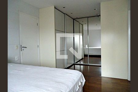 Apartamento à venda com 4 quartos, 220m² em Vila Suzana, São Paulo