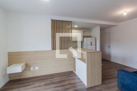 Sala/ Quarto de apartamento para alugar com 1 quarto, 39m² em Centro, Florianópolis