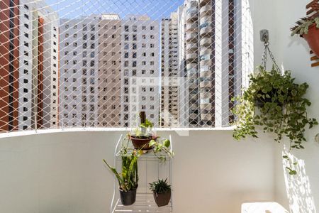 Varanda de apartamento à venda com 2 quartos, 67m² em Indianópolis, São Paulo