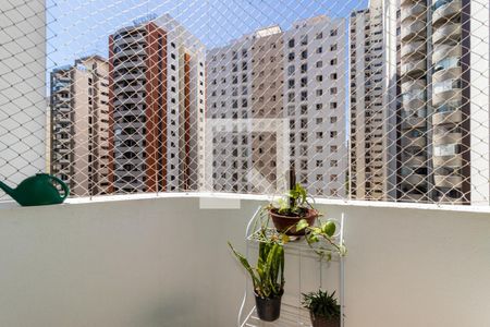 Varanda de apartamento à venda com 2 quartos, 67m² em Indianópolis, São Paulo