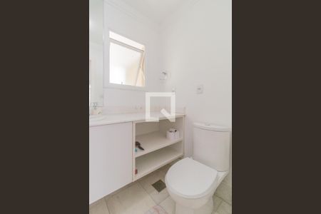 Casa de condomínio à venda com 364m², 4 quartos e 2 vagas Casa de condomínio à venda com 364m², 4 quartos e 2 vagasBanheiro do quarto 3