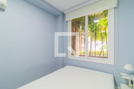 Casa de condomínio à venda com 364m², 4 quartos e 2 vagas Casa de condomínio à venda com 364m², 4 quartos e 2 vagasQuarto 4