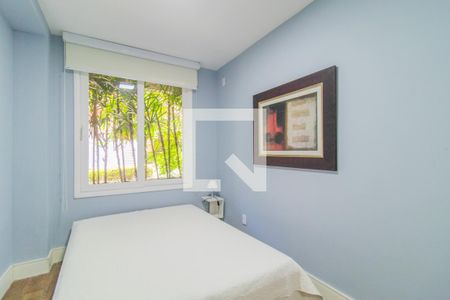 Casa de condomínio à venda com 364m², 4 quartos e 2 vagas Casa de condomínio à venda com 364m², 4 quartos e 2 vagasQuarto 4