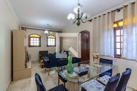 Sala de casa à venda com 3 quartos, 125m² em Jardim Monte Kemel, São Paulo