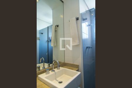 Apartamento para alugar com 60m², 2 quartos e 2 vagas Apartamento para alugar com 60m², 2 quartos e 2 vagasBanheiro da Suíte