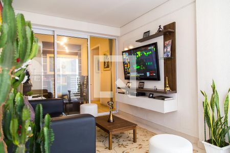 Sala e Varanda de apartamento para alugar com 2 quartos, 60m² em Vila da Saúde, São Paulo